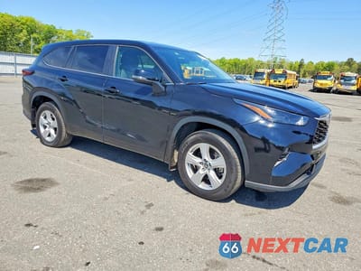 Czwarte zdjęcie samochodu z boku: 2025 TOYOTA HIGHLANDER LE VIN:5TDKDRBH1SS582243 - miniatura