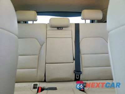 Zdjęcie 10 z 13 samochodu: 2015 MERCEDES-BENZ GLA 250 4MATIC VIN:WDCTG4GBXFJ086650 - miniatura