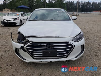 Piąte zdjęcie samochodu w środku: 2018 HYUNDAI ELANTRA VALUE EDITION VIN:5NPD84LFXJH315636 - miniatura