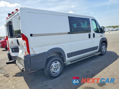 Trzecie zdjęcie samochodu z tyłu: 2017 RAM PROMASTER 1500 1500 STANDARD VIN:3C6TRVAG4HE525133 - miniatura