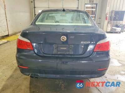 Zdjęcie 6 z 12 samochodu: 2008 BMW 528 XI VIN:WBANV13598C150460 - miniatura