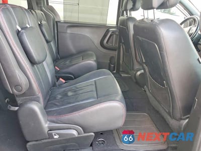 Zdjęcie 11 z 13 samochodu: 2018 DODGE GRAND CARAVAN GT VIN:2C4RDGEG2JR344253 - miniatura