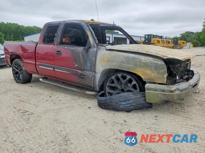 Czwarte zdjęcie samochodu z boku: 2004 CHEVROLET SILVERADO C1500 VIN:1GCEC19ZX4Z192534 - miniatura