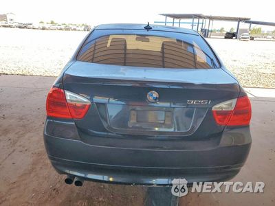 Zdjęcie 6 z 12 samochodu: 2006 BMW 325 I VIN:WBAVB135X6PT10120 - miniatura