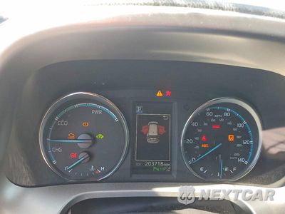 Zdjęcie 9 z 13 samochodu: 2018 TOYOTA RAV4 HYBRID LIMITED AWD VIN:JTMDJREV1JD190618 - miniatura