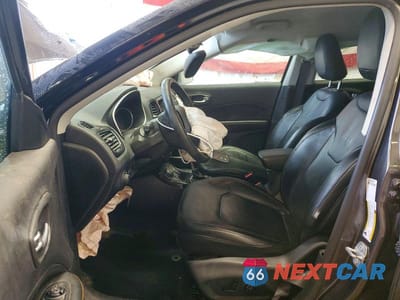Zdjęcie 7 z 13 samochodu: 2020 JEEP COMPASS LIMITED VIN:3C4NJDCB0LT111713 - miniatura