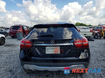 Zdjęcie 6 z 13 samochodu: 2020 MERCEDES-BENZ GLA 250 VIN:WDCTG4EB0LU022159 - miniatura