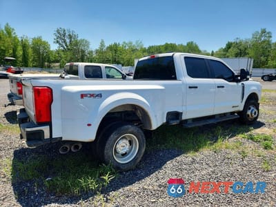 Trzecie zdjęcie samochodu z tyłu: 2024 FORD F350 SUPER DUTY VIN:1FT8W3DT5REC29314 - miniatura