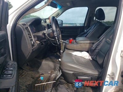 Zdjęcie 7 z 12 samochodu: 2019 RAM 1500 CLASSIC TRADESMAN VIN:1C6RR6FT4KS724077 - miniatura