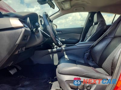 Zdjęcie 7 z 13 samochodu: 2020 TOYOTA C-HR LIMITED VIN:JTNKHMBX1L1064724 - miniatura