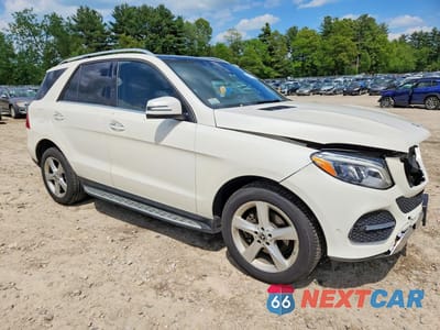 Czwarte zdjęcie samochodu z boku: 2018 MERCEDES-BENZ GLE 350 4MATIC VIN:4JGDA5HB4JB086416 - miniatura