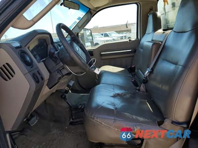 Zdjęcie 7 z 12 samochodu: 2008 FORD F550 SUPER DUTY VIN:1FDAF57RX8EE22310 - miniatura