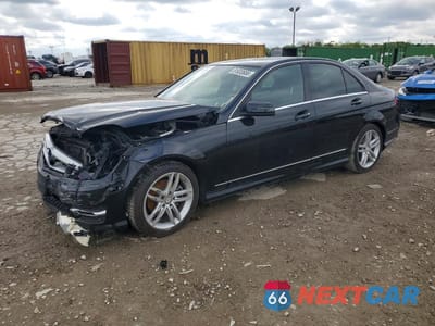 2013 MERCEDES-BENZ C 250 WDDGF4HBXDF973776 - główne zdjęcie licytacji z USA - miniatura