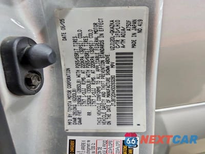 Zdjęcie 13 z 13 samochodu: 2005 LEXUS GX 470 VIN:JTJBT20X450093280 - miniatura
