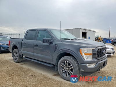 Czwarte zdjęcie samochodu z boku: 2021 FORD F150 SUPERCREW VIN:1FTEW1EP8MFB54104 - miniatura