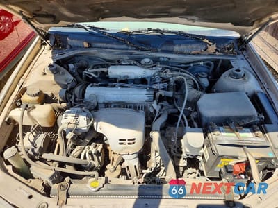 Zdjęcie 11 z 12 samochodu: 2000 TOYOTA CAMRY LE VIN:JT2BG22K2Y0395768 - miniatura