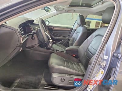 Zdjęcie 7 z 12 samochodu: 2021 VOLKSWAGEN JETTA SEL PREMIUM VIN:3VWG57BU1MM026244 - miniatura