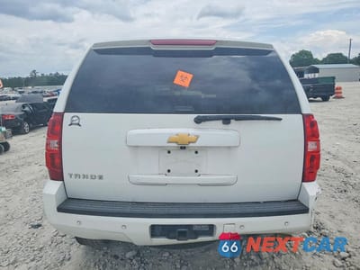 Zdjęcie 6 z 13 samochodu: 2013 CHEVROLET TAHOE C1500 LS VIN:1GNSCAE06DR361403 - miniatura