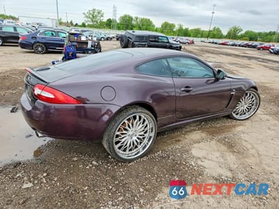 Trzecie zdjęcie samochodu z tyłu: 2011 JAGUAR XK VIN:SAJWA4FB0BLB41700 - miniatura