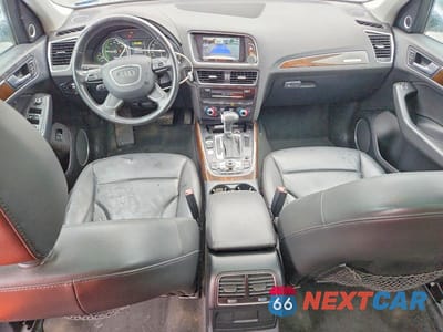 Zdjęcie 8 z 13 samochodu: 2013 AUDI Q5 PREMIUM HYBRID VIN:WA1C8AFP4DA072975 - miniatura