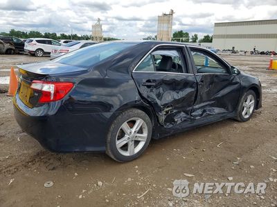 Trzecie zdjęcie samochodu z tyłu: 2014 TOYOTA CAMRY SE VIN:4T1BF1FK3EU861738 - miniatura
