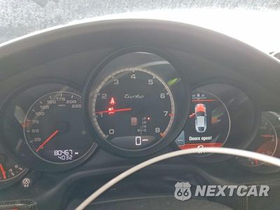 Zdjęcie 9 z 13 samochodu: 2012 PORSCHE PANAMERA TURBO VIN:WP0AC2A7XCL091204 - miniatura