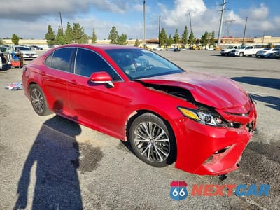 Czwarte zdjęcie samochodu z boku: 2019 TOYOTA CAMRY SE VIN:4T1B11HK8KU249574 - miniatura