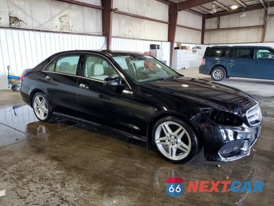 Czwarte zdjęcie samochodu z boku: 2014 MERCEDES-BENZ E 350 4MATIC VIN:WDDHF8JB5EA884623 - miniatura