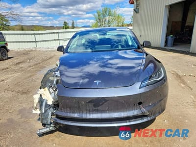 Piąte zdjęcie samochodu w środku: 2025 TESLA MODEL 3 VIN:5YJ3E1EB1SF060467 - miniatura