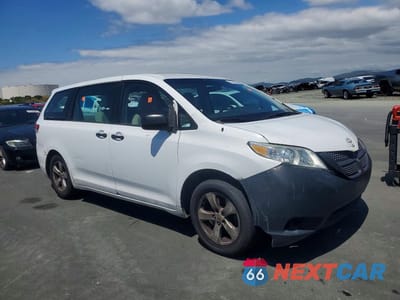 Czwarte zdjęcie samochodu z boku: 2013 TOYOTA SIENNA L 7-PASSENGER VIN:5TDZK3DC9DS323411 - miniatura