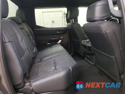 Zdjęcie 10 z 13 samochodu: 2023 TOYOTA TUNDRA PLATINUM VIN:5TFNA5DB8PX123820 - miniatura