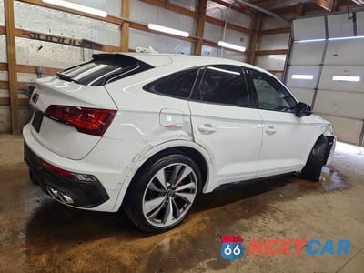 Trzecie zdjęcie samochodu z tyłu: 2024 AUDI SQ5 SPORTBACK PRESTIGE VIN:WA134AFY7R2079358 - miniatura