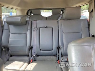 Zdjęcie 10 z 13 samochodu: 2006 JEEP COMMANDER VIN:1J8HG48N76C364079 - miniatura