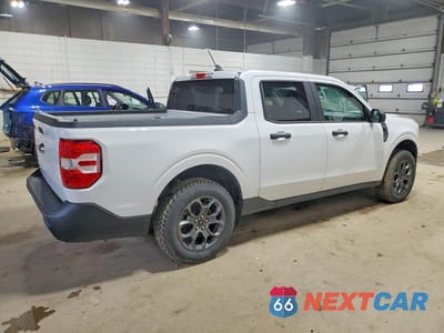 Trzecie zdjęcie samochodu z tyłu: 2024 FORD MAVERICK XLT HYBRID VIN:3FTTW8H34RRA57405 - miniatura