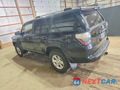 Drugie zdjęcie samochodu z przodu: 2021 TOYOTA 4RUNNER SR5 VIN:JTEMU5JRXM5958499 - miniatura