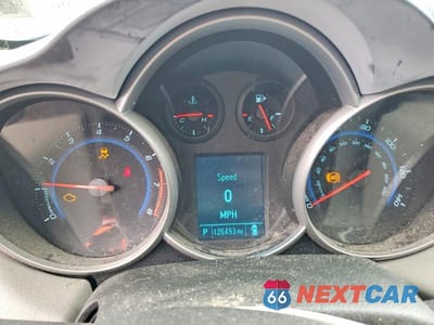 Zdjęcie 9 z 12 samochodu: 2012 CHEVROLET CRUZE LS VIN:1G1PC5SH4C7369311 - miniatura
