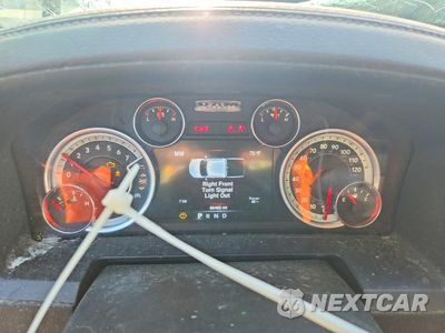 Zdjęcie 9 z 12 samochodu: 2016 RAM 1500 SPORT VIN:1C6RR7HT6GS415690 - miniatura
