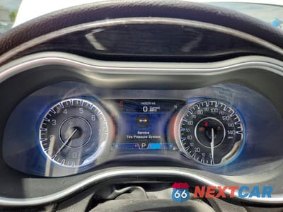 Zdjęcie 9 z 12 samochodu: 2015 CHRYSLER 200 C VIN:1C3CCCCB3FN501662 - miniatura