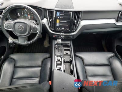 Zdjęcie 8 z 13 samochodu: 2019 VOLVO XC60 T5 VIN:LYV102RK4KB196051 - miniatura