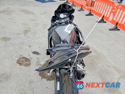Zdjęcie 6 z 8 samochodu: 2007 SUZUKI GSX-R600 VIN:JS1GN7DA572104262 - miniatura