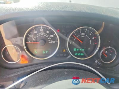 Zdjęcie 9 z 13 samochodu: 2013 JEEP WRANGLER UNLIMITED SAHARA VIN:1C4BJWEG3DL635829 - miniatura