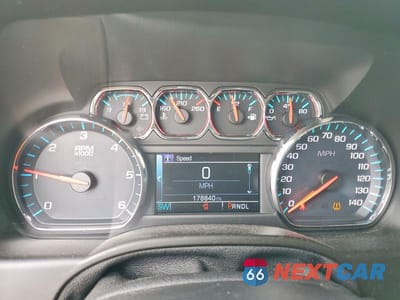 Zdjęcie 9 z 13 samochodu: 2019 GMC YUKON XL K1500 SLT VIN:1GKS2GKC0KR159588 - miniatura