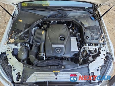 Zdjęcie 11 z 12 samochodu: 2016 MERCEDES-BENZ C 300 4MATIC VIN:55SWF4KB9GU102874 - miniatura