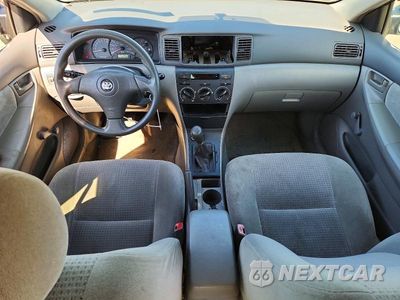 Zdjęcie 8 z 12 samochodu: 2005 TOYOTA COROLLA CE VIN:2T1BR32E95C324120 - miniatura