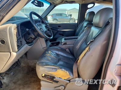 Zdjęcie 7 z 12 samochodu: 2005 CHEVROLET TAHOE C1500 VIN:1GNEC13T05R160608 - miniatura