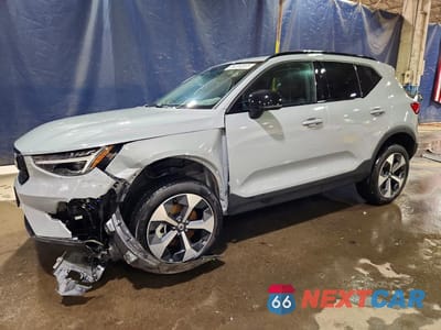 2026 VOLVO XC40 PLUS YV4L12UC6T2746341 - główne zdjęcie licytacji z USA - miniatura