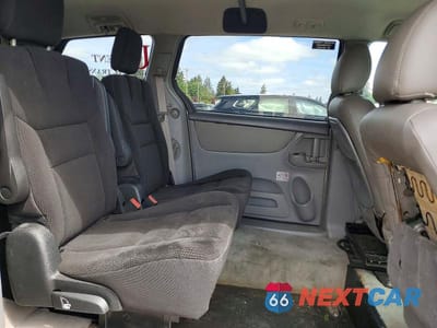 Zdjęcie 11 z 14 samochodu: 2010 TOYOTA SIENNA LE 8-PASSENGER VIN:5TDKK4CC3AS321125 - miniatura