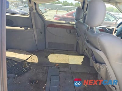 Zdjęcie 11 z 13 samochodu: 2005 CHRYSLER TOWN & COUNTRY LIMITED VIN:2C4GP64L25R512826 - miniatura