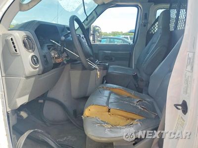 Zdjęcie 7 z 12 samochodu: 2013 FORD E350 DELIVERY VAN VIN:1FTSS3ELXDDA70160 - miniatura