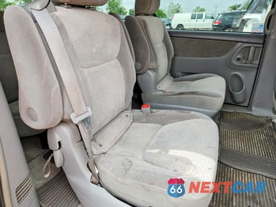 Zdjęcie 11 z 14 samochodu: 2007 TOYOTA SIENNA LE 7-PASSENGER VIN:5TDZK23C67S057278 - miniatura
